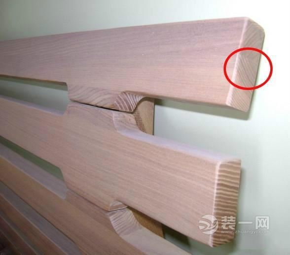 贴皮家居or纯实木家具