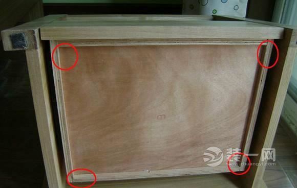 贴皮家居or纯实木家具