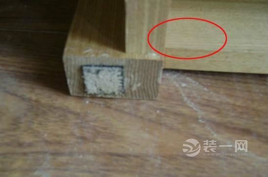 贴皮家居or纯实木家具